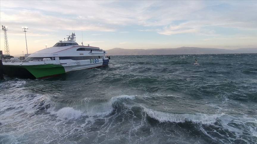Marmara’da ulaşıma fırtına engeli! 8 sefer iptal edildi, işte iptal edilen hatlar ve saatler! 2